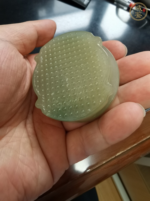 古玩玉器玉帶穿真品鑒賞圖