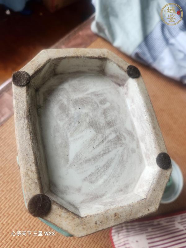 古玩陶瓷松石綠粉彩劉海戲金蟾圖象耳瓶，不多見真品鑒賞圖