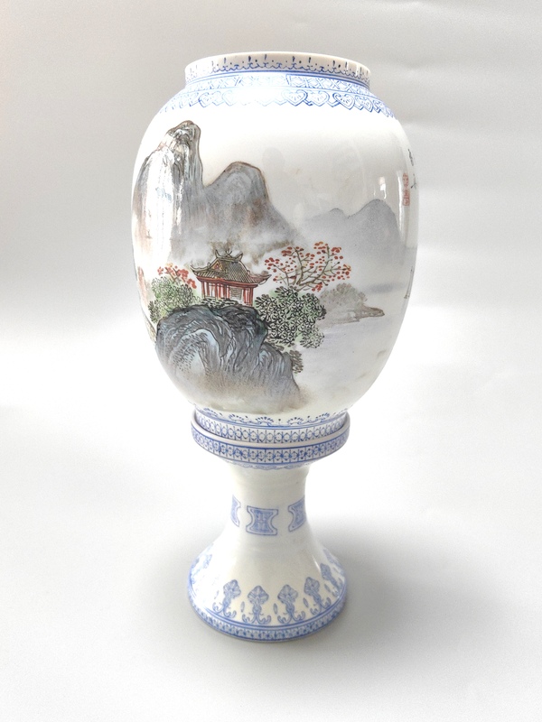 古玩陶瓷山水紋燈罩拍賣，當(dāng)前價(jià)格2600元