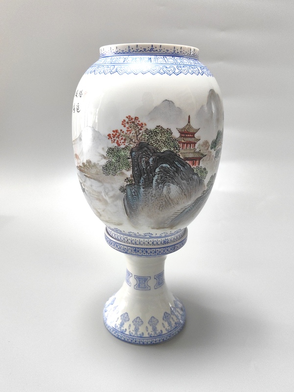 古玩陶瓷山水紋燈罩拍賣，當(dāng)前價(jià)格2600元
