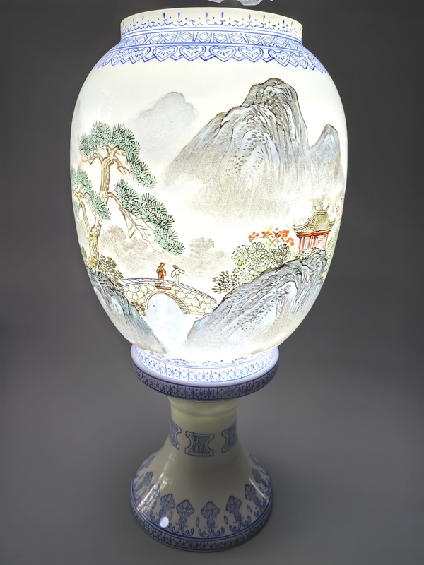 古玩陶瓷山水紋燈罩拍賣，當(dāng)前價(jià)格2600元