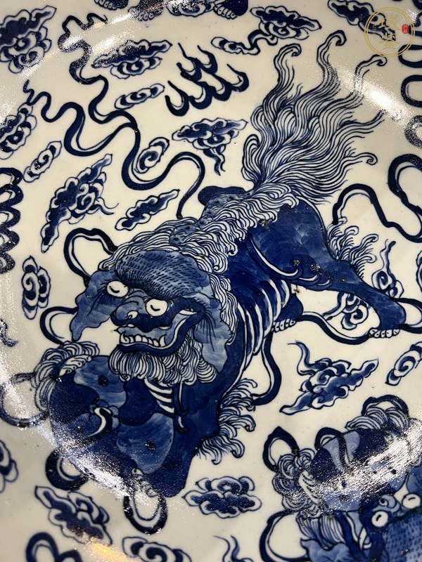 古玩陶瓷青花云獅紋大碗真品鑒賞圖