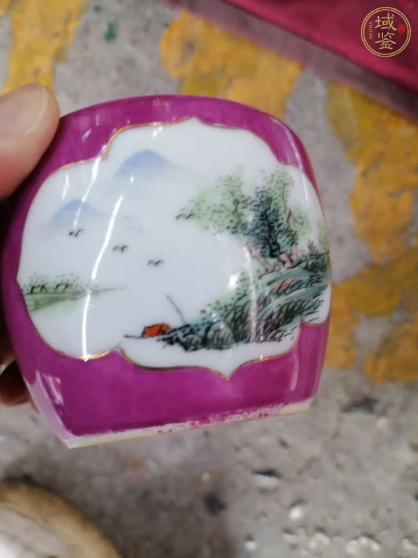 古玩陶瓷蓋盅真品鑒賞圖