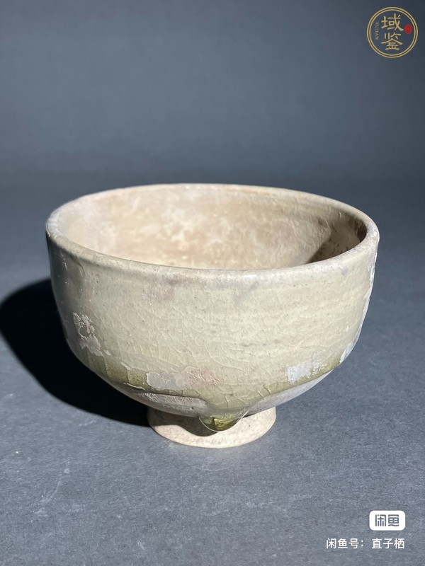 古玩陶瓷唐代青釉餅足杯真品鑒賞圖