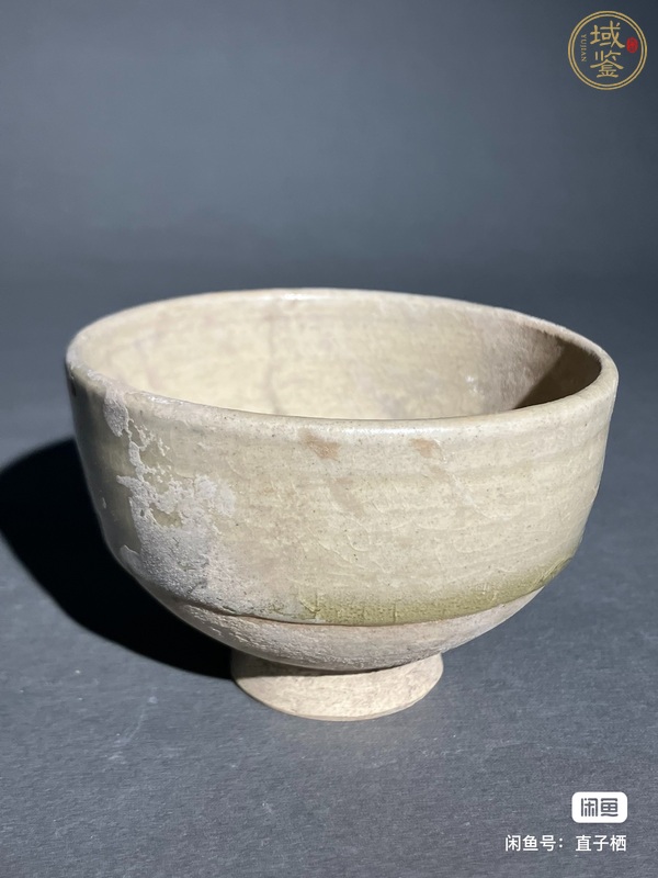 古玩陶瓷唐代青釉餅足杯真品鑒賞圖