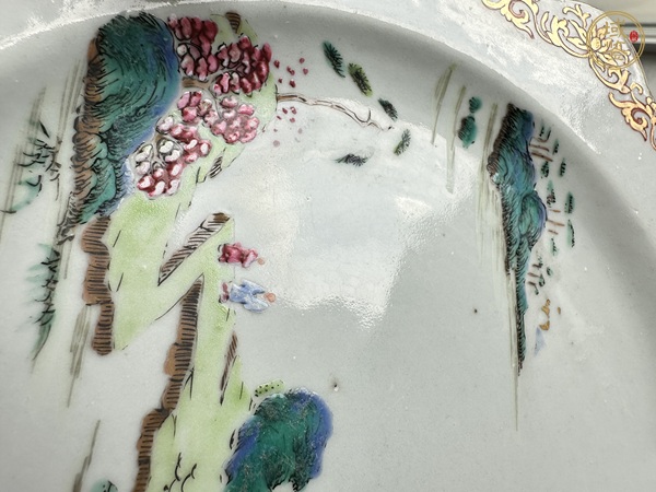 古玩陶瓷粉彩描金盤真品鑒賞圖
