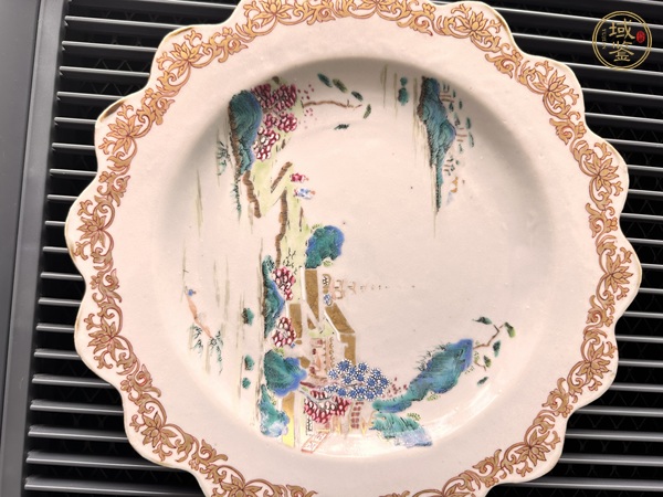 古玩陶瓷粉彩描金盤真品鑒賞圖