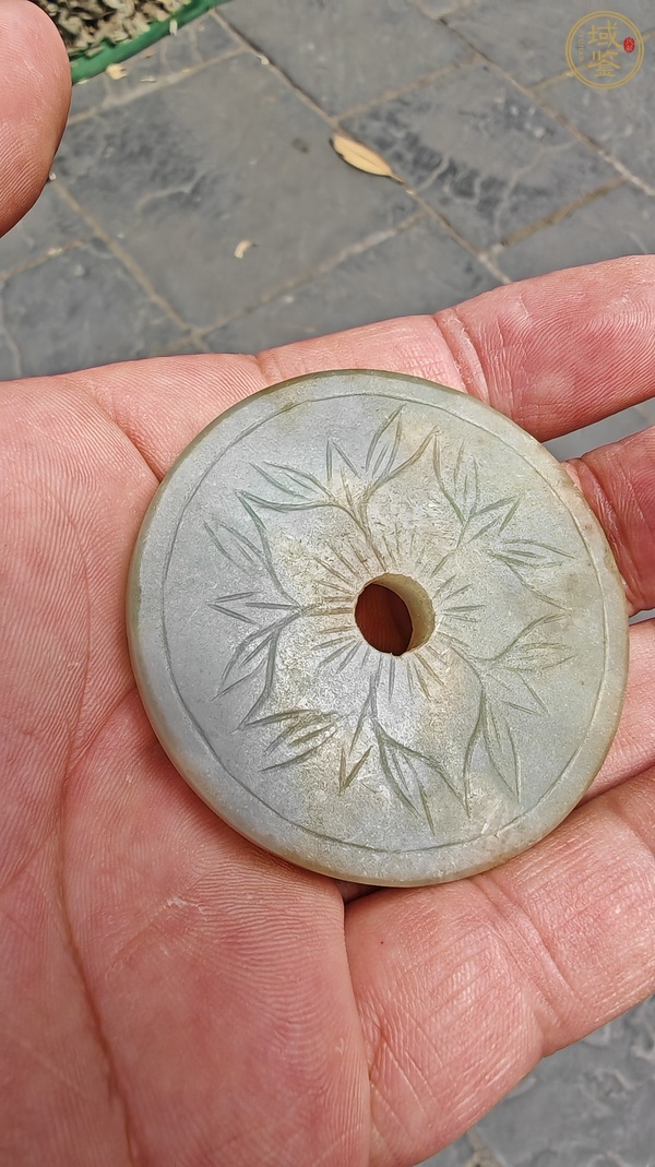 古玩玉器天然翡翠璧型件真品鑒賞圖