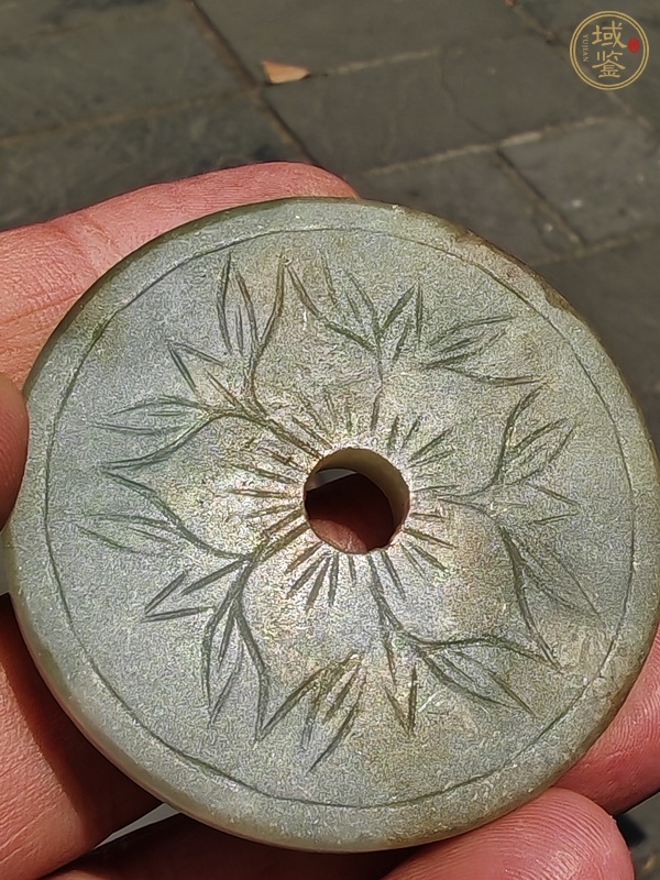 古玩玉器天然翡翠璧型件真品鑒賞圖