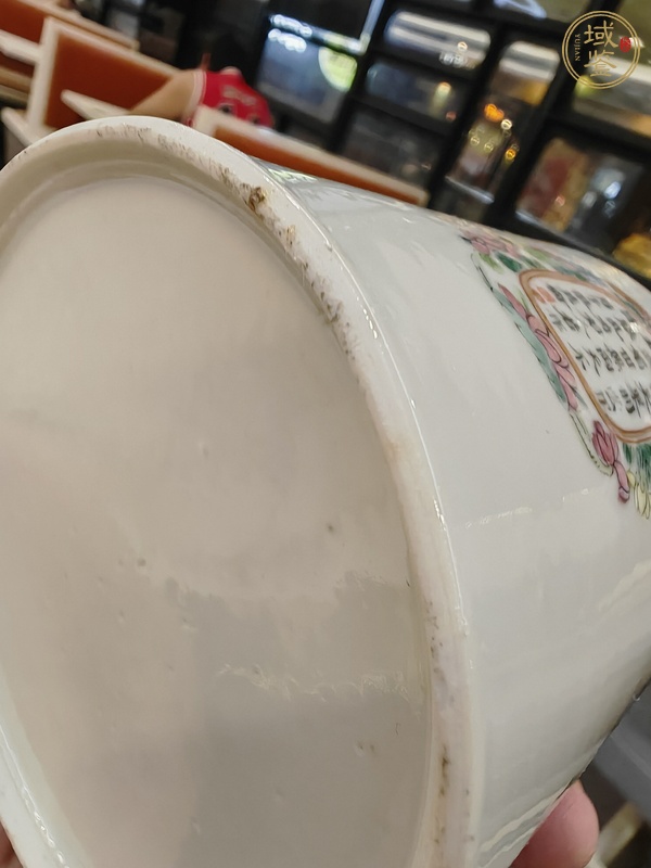 古玩陶瓷同治細路粉彩無雙譜蓋罐真品鑒賞圖