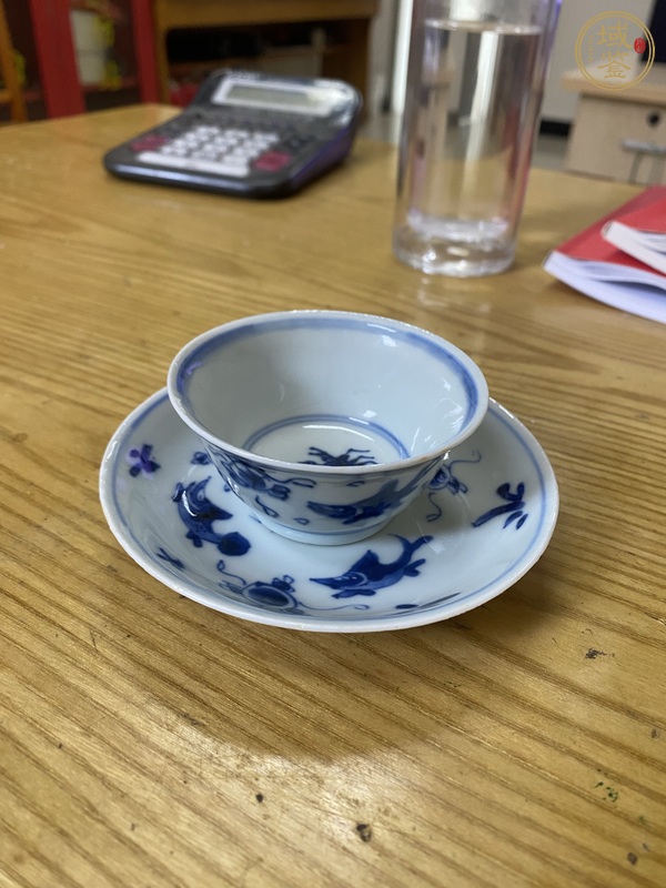 古玩陶瓷青花魚澡紋杯碟一套真品鑒賞圖