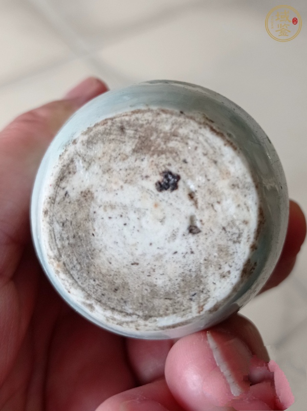 古玩陶瓷清中期青花小瓶真品鑒賞圖