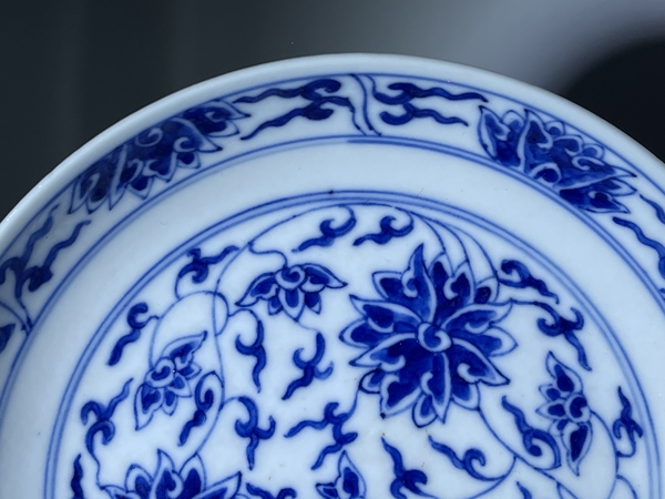 古玩陶瓷清同治青花勾蓮盤（官）拍賣，當(dāng)前價格48888元