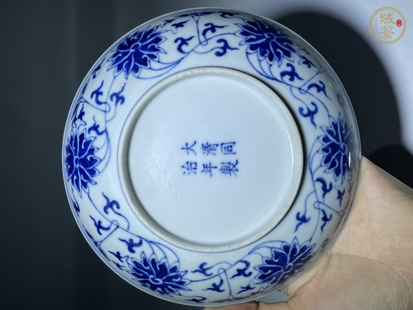 古玩陶瓷青花盤真品鑒賞圖