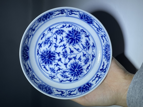 古玩陶瓷清同治青花勾蓮盤（官）拍賣，當(dāng)前價格48888元