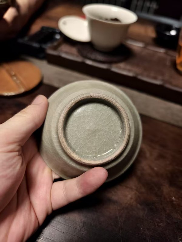 古玩陶瓷館藏級南宋早期龍泉黃釉冰片紋直壁洗拍賣，當前價格8800元
