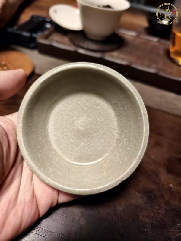 古玩龍泉青瓷米黃釉直壁洗真品鑒賞圖