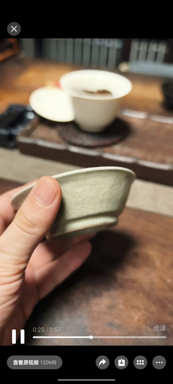 古玩陶瓷館藏級南宋早期龍泉黃釉冰片紋直壁洗拍賣，當前價格8800元