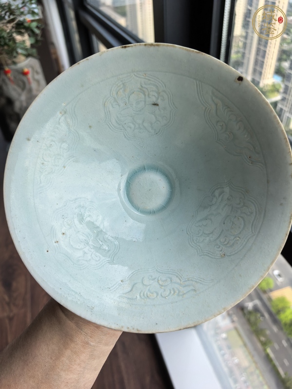 古玩陶瓷宋代湖田窯青白瓷刻娃娃紋碗真品鑒賞圖