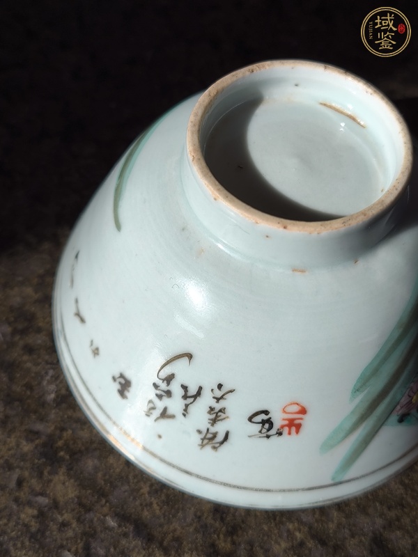 古玩民國粉彩仕女蓋碗真品鑒賞圖