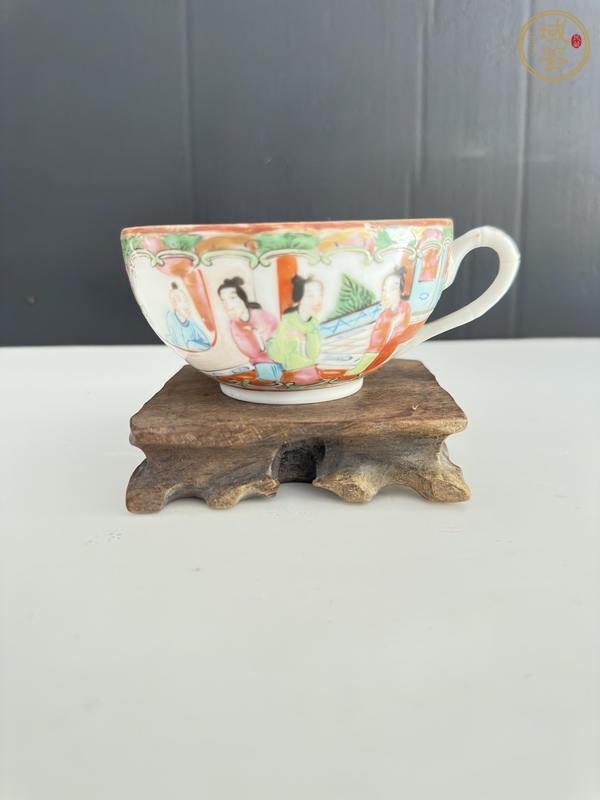 古玩陶瓷廣彩執(zhí)杯真品鑒賞圖