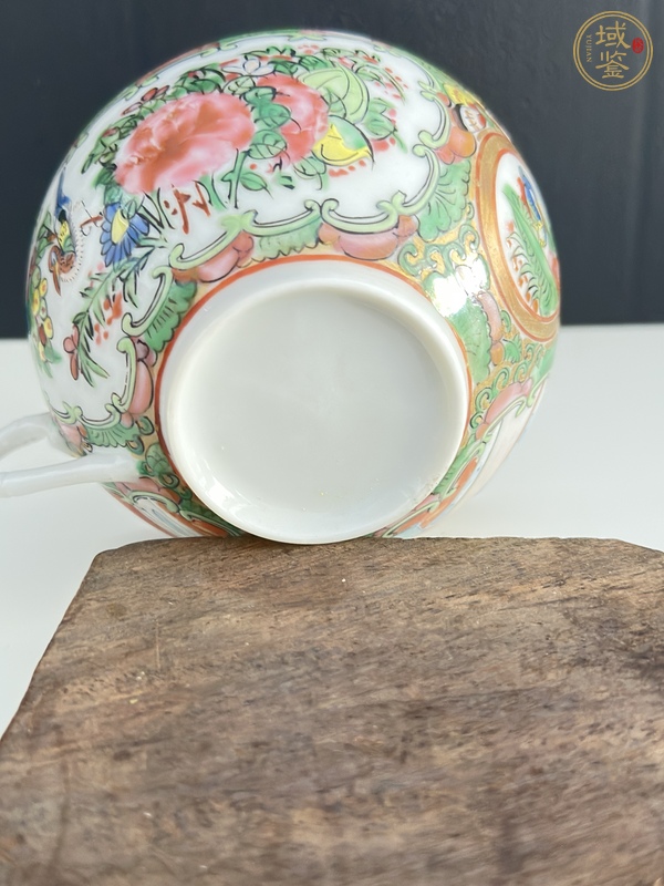 古玩陶瓷廣彩執(zhí)杯真品鑒賞圖