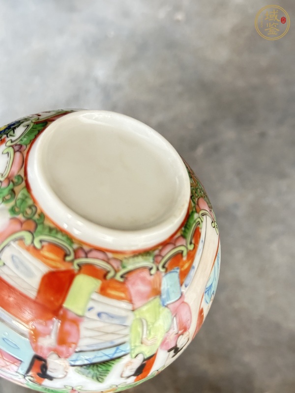 古玩陶瓷廣彩執(zhí)杯真品鑒賞圖