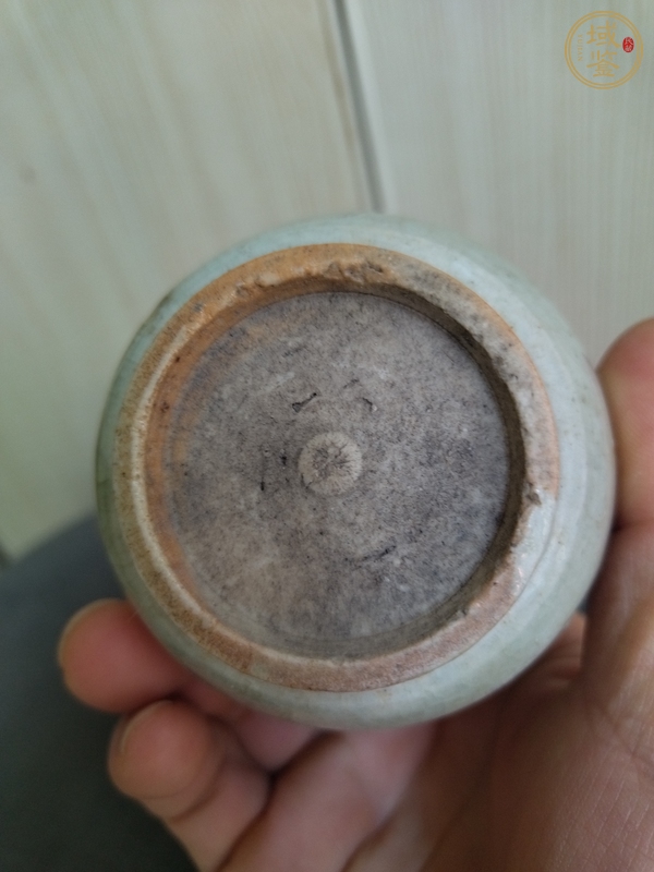 古玩陶瓷龍泉青瓷水盂真品鑒賞圖