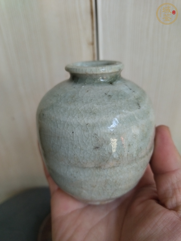 古玩陶瓷龍泉青瓷水盂真品鑒賞圖