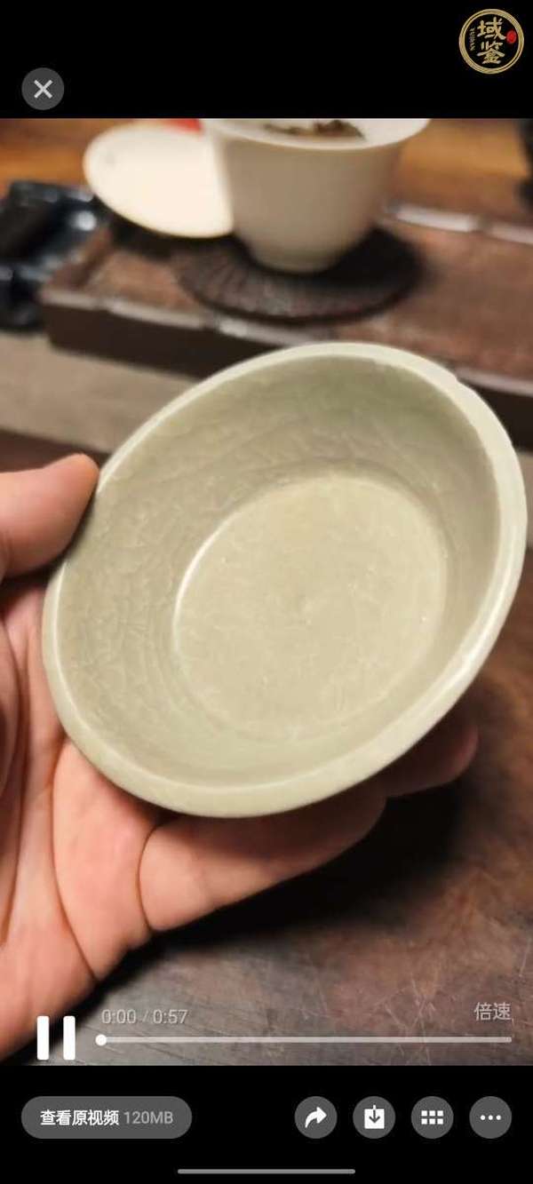 古玩陶瓷龍泉青瓷米黃釉直壁洗真品鑒賞圖