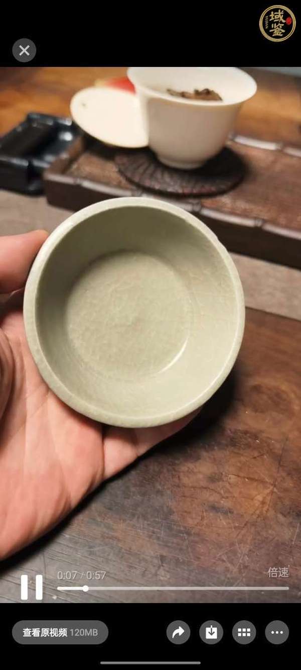 古玩陶瓷龍泉青瓷米黃釉直壁洗真品鑒賞圖