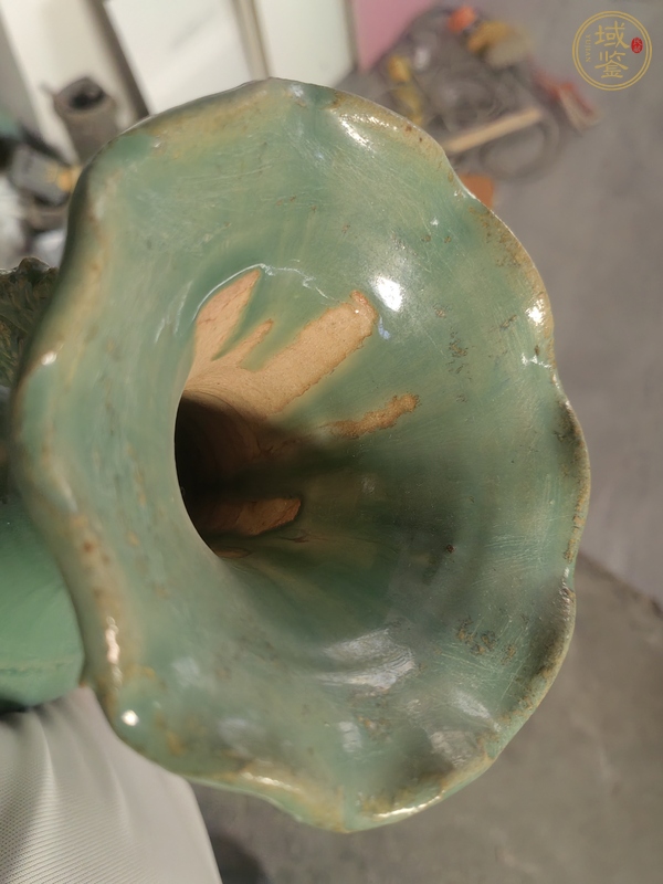 古玩陶瓷鈞釉花口瓶真品鑒賞圖