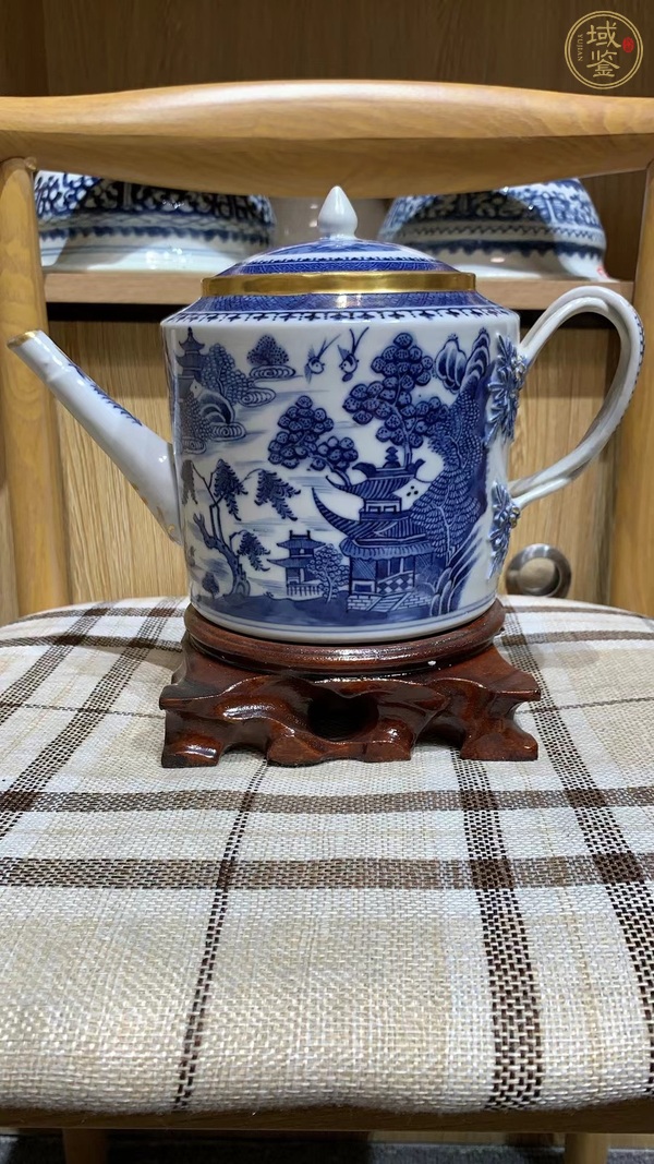 古玩陶瓷青花山水樓閣描金壺真品鑒賞圖