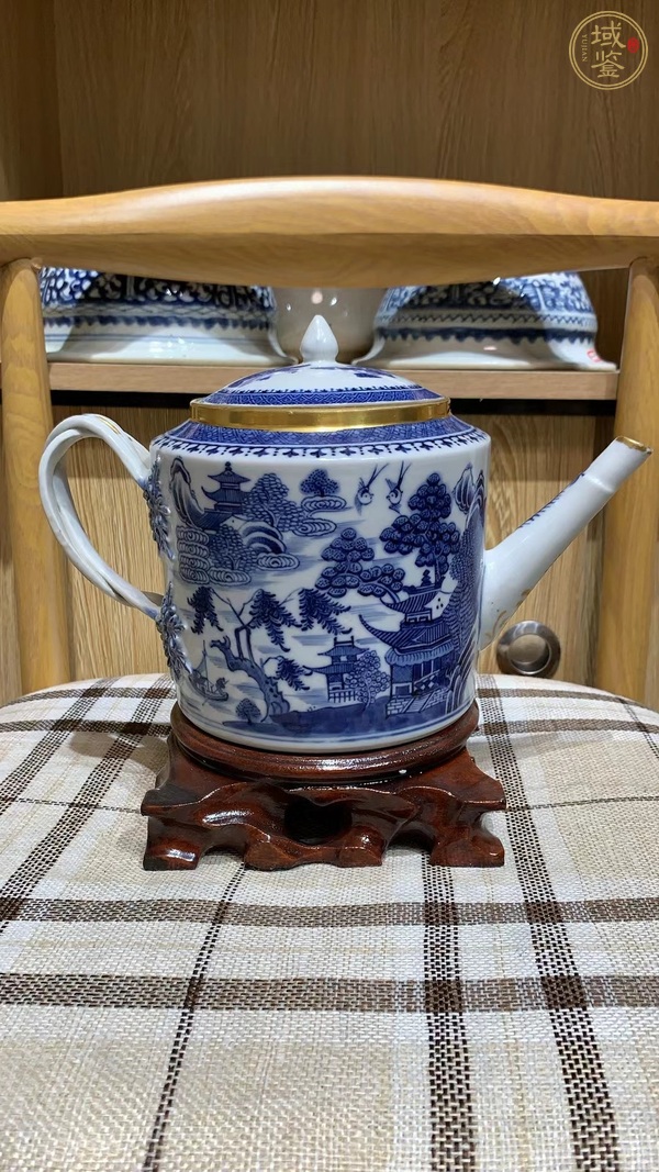古玩陶瓷青花山水樓閣描金壺真品鑒賞圖