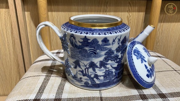 古玩陶瓷青花山水樓閣描金壺真品鑒賞圖