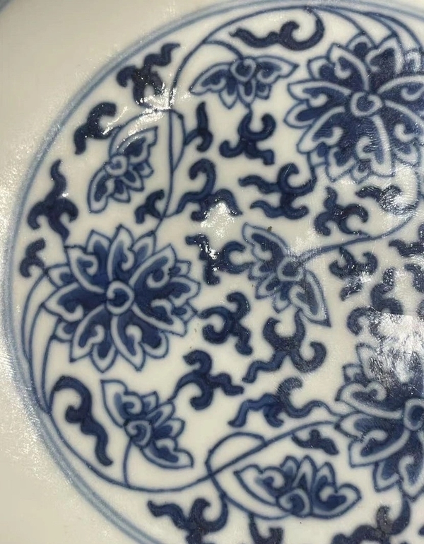 古玩陶瓷清同治青花勾蓮盤（官）拍賣，當(dāng)前價格47777元