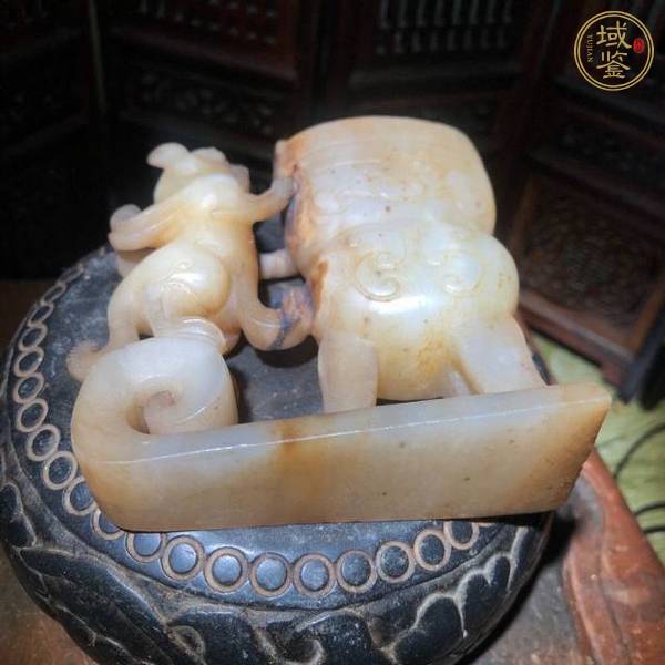 古玩玉器做舊仿古“獸耳杯”真品鑒賞圖