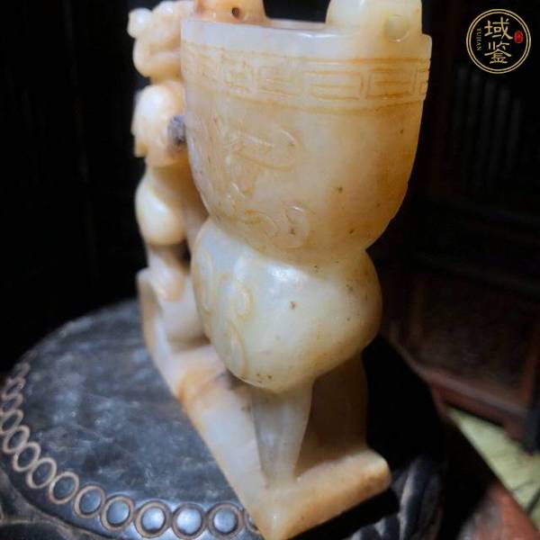 古玩玉器做舊仿古“獸耳杯”真品鑒賞圖