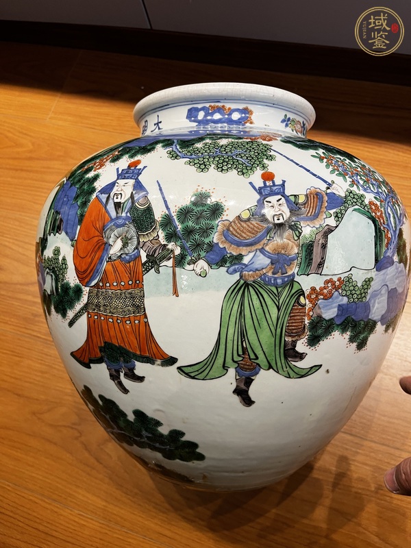 古玩陶瓷青花五彩罐真品鑒賞圖