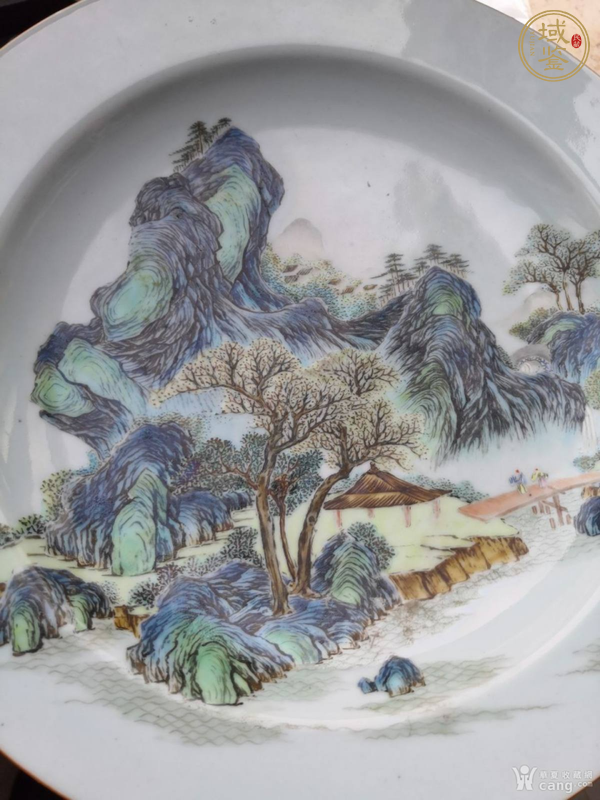 古玩字畫大清乾隆年制款山水紋盤真品鑒賞圖