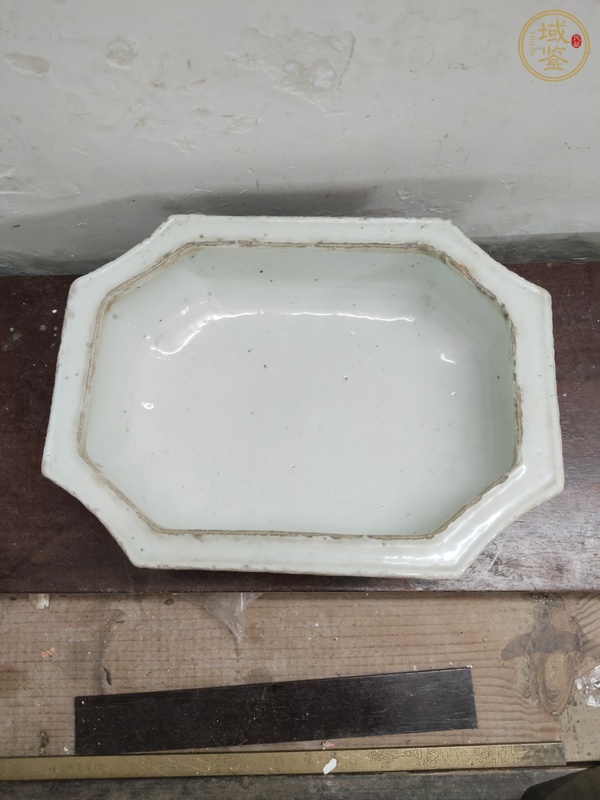 古玩陶瓷粉彩人物四方花盆真品鑒賞圖