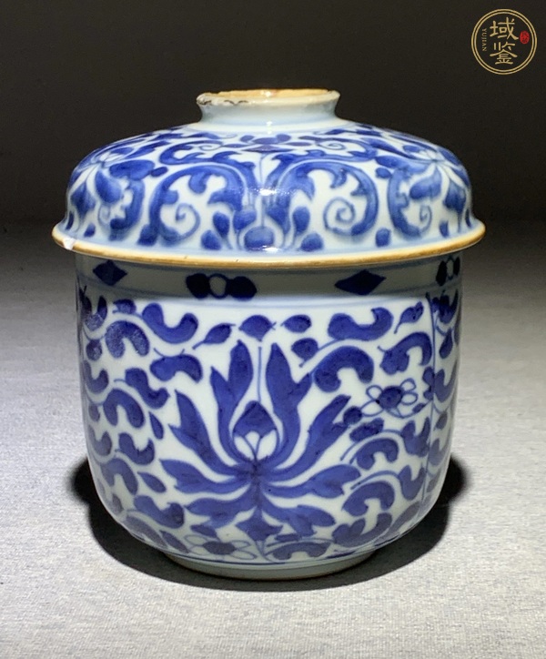 古玩陶瓷青花花卉紋蓋缸真品鑒賞圖
