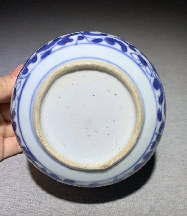 古玩陶瓷青花花卉紋蓋缸拍賣,當前價格3100元
