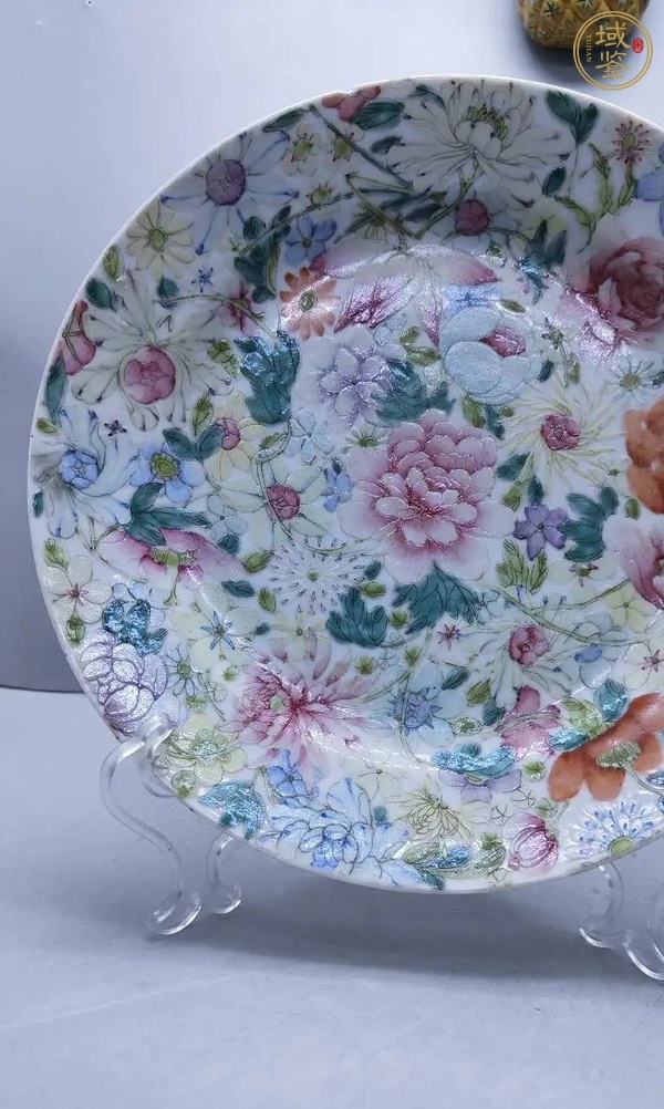 古玩陶瓷粉彩百花不落地紋折沿盤真品鑒賞圖