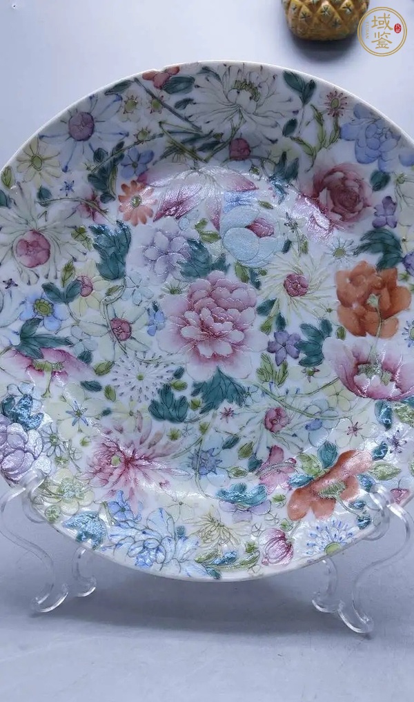 古玩陶瓷粉彩百花不落地紋折沿盤真品鑒賞圖