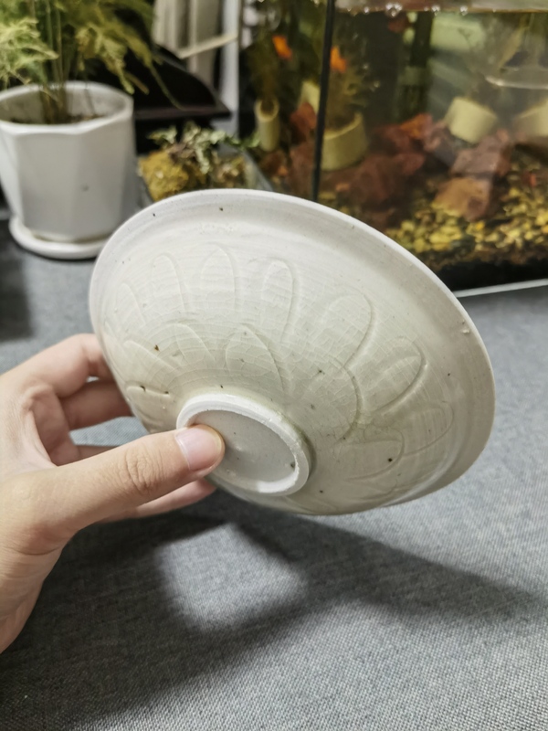 古玩陶瓷元代青白釉刻仰蓮紋盤拍賣，當(dāng)前價(jià)格0元