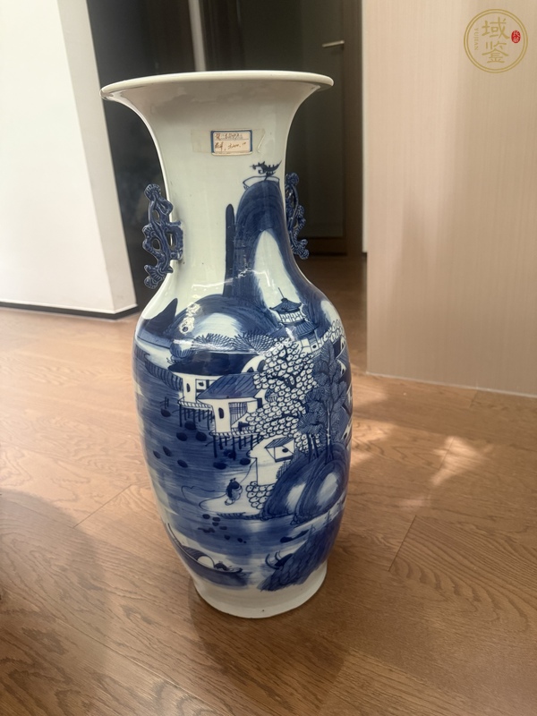 古玩陶瓷山水紋青花撇口瓶真品鑒賞圖