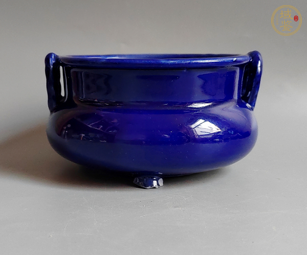 古玩陶瓷霽藍釉香爐真品鑒賞圖