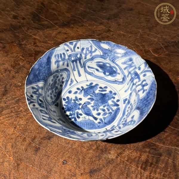古玩陶瓷青花花鳥紋折沿碗真品鑒賞圖