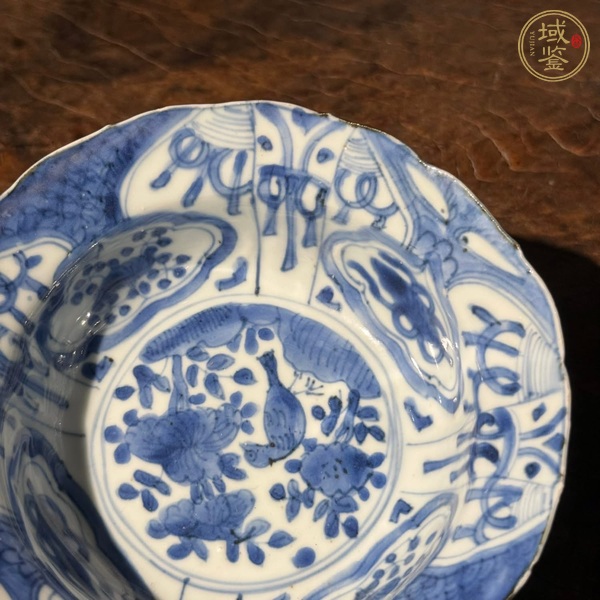 古玩陶瓷青花花鳥紋折沿碗真品鑒賞圖